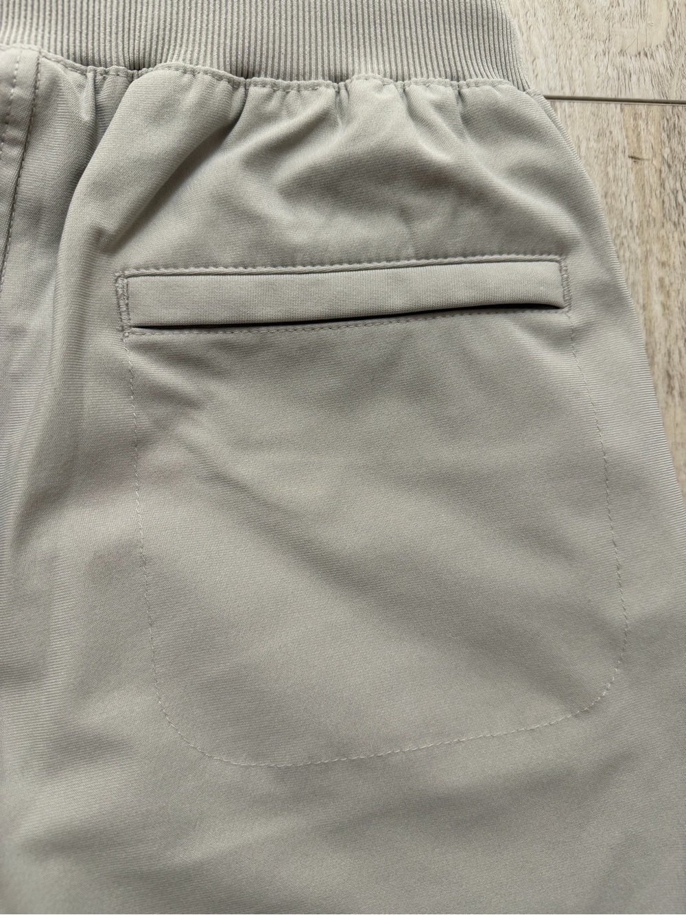 Express Men's Drawstring Athletic Shorts - Light Gray - Picture 7 of 8